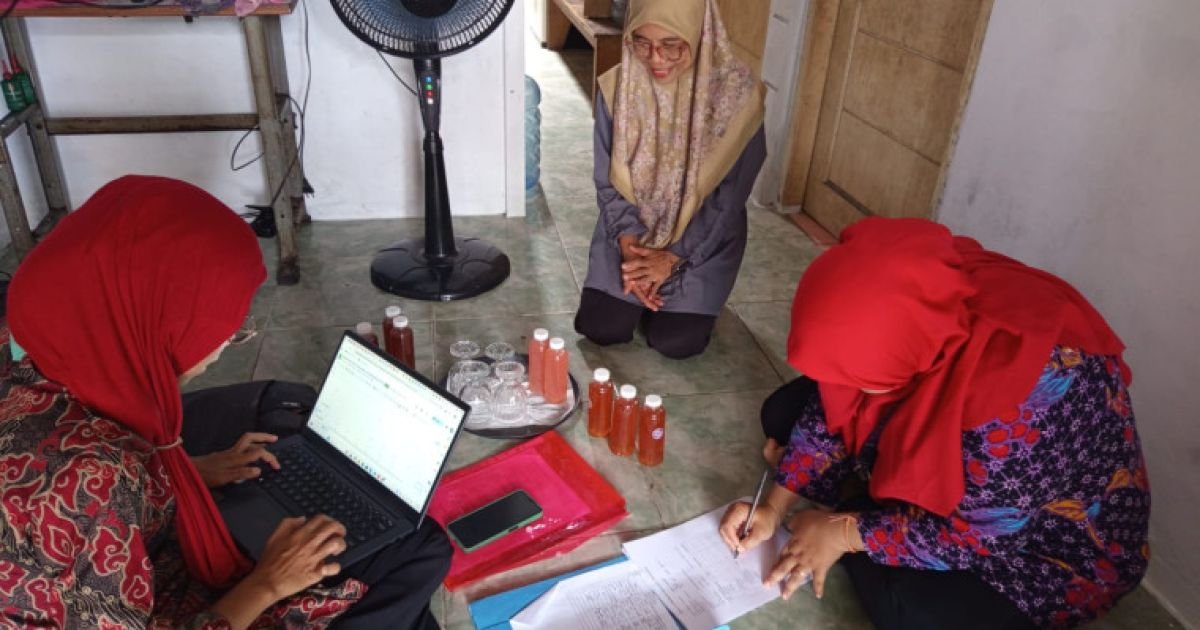 Bersama Dinkes, Puskesmas Kedaung Barat bina penyehat tradisional ramuan