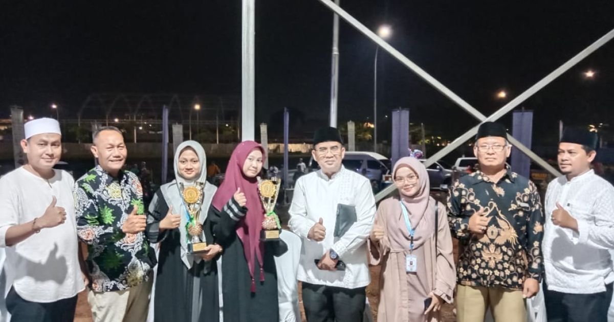 Keterangan foto: Camat Sukadiri Ahmad Saepul Anwar Bersama official dan peserta kafilah Kecamatan Sukadiri