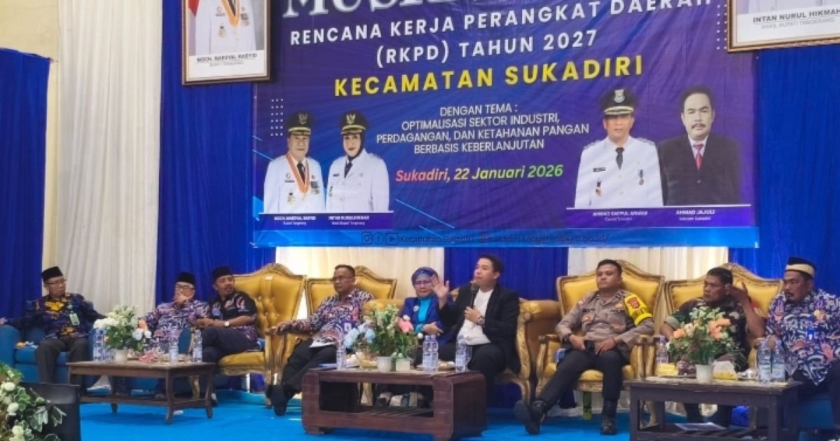 Suasana Musrenbang Kecamatan Sukadiri, Kamis (22/1/2026), menyoroti keluhan banjir SMAN 21 dan Puskesmas Sukadiri dengan komitmen DPRD dan Camat untuk pembangunan drainase.