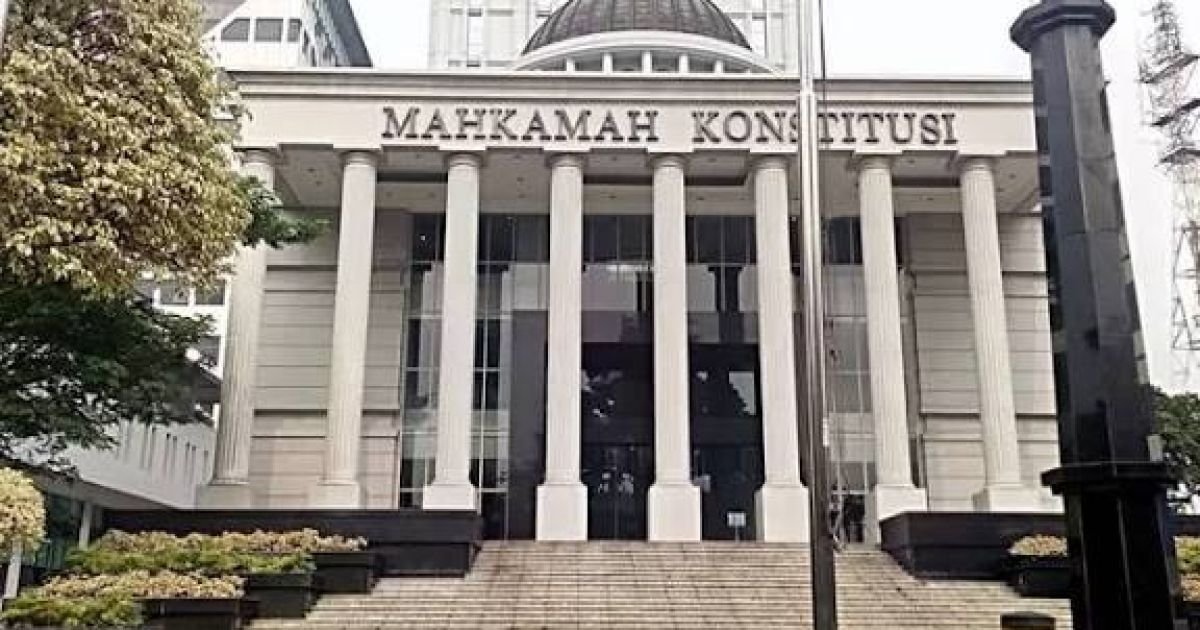 Pengangkatan Politisi Aktif sebagai Hakim MK Mengancam Prinsip Negara Hukum