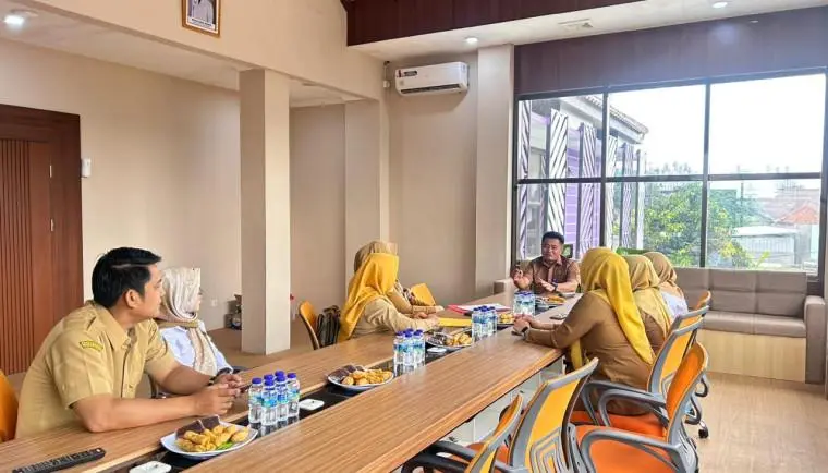 Camat Cisauk Tegaskan Komitmen Wujudkan Kantor Kecamatan Bebas Asap Rokok”