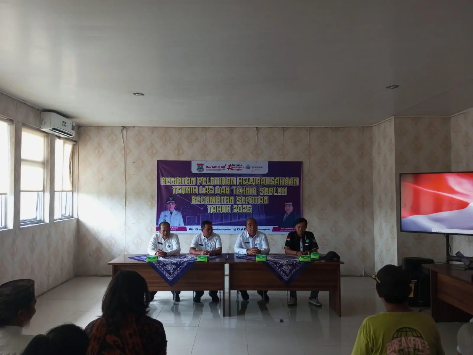 Generasi Wirausaha Muda Sepatan Siap Unjuk Skill: Pelatihan Las–Sablon Dibuka