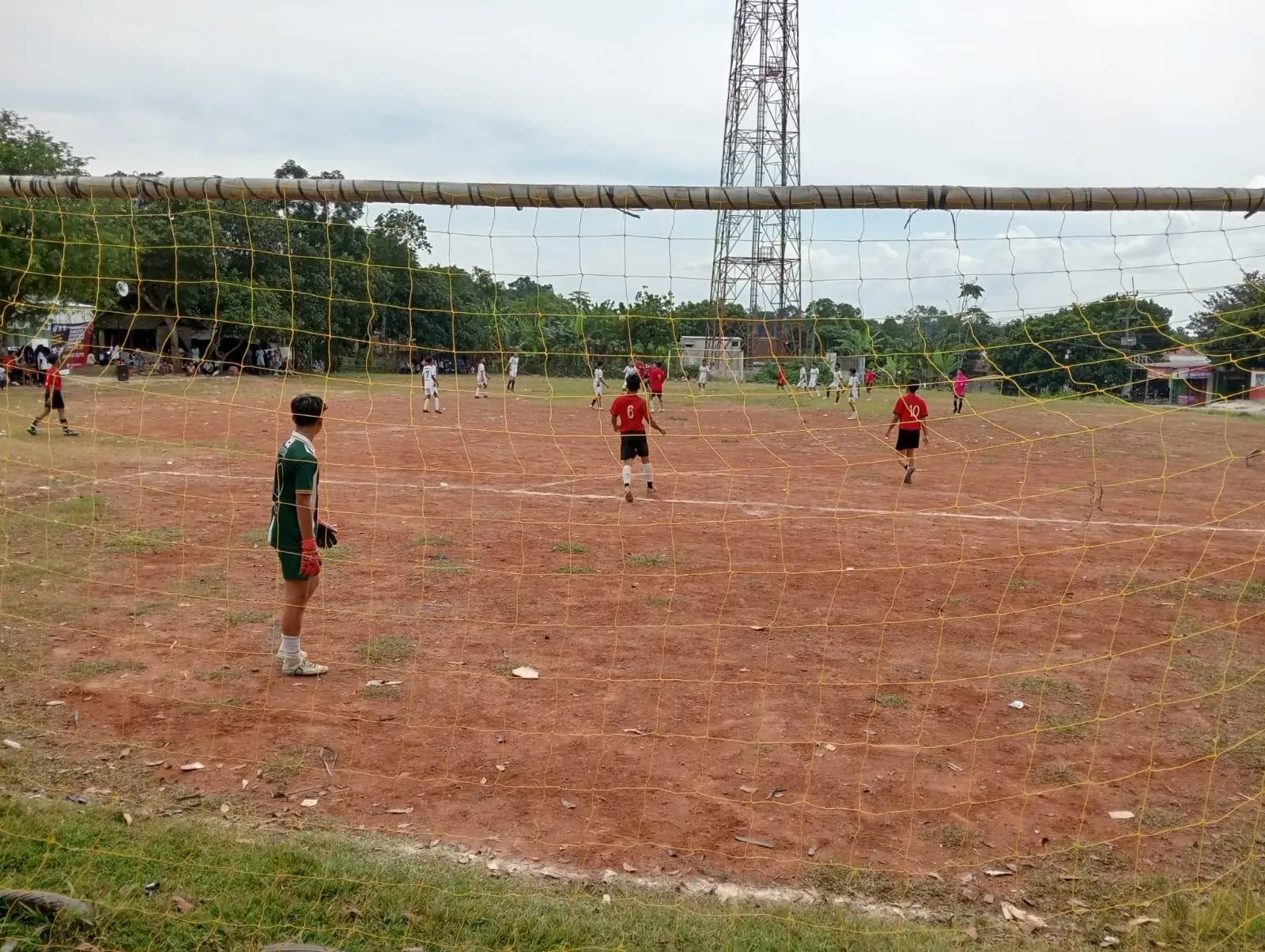 Gol Karakter di Lapangan Padasuka, Liga SMAN 2 Maja Cetak Generasi Sportif